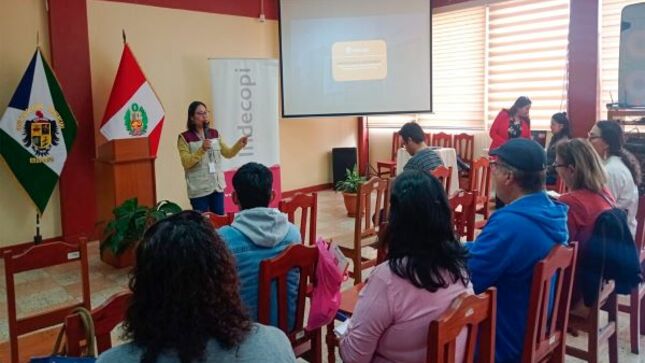 Sede regional del Indecopi en La Merced y la Municipalidad Provincial de Oxapampa dictaron charlas para motivarlos a respetar los derechos de los consumidores.