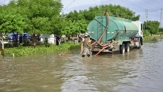 A la maquinaria municipal se sumará la del Gobierno Regional para evacuar las aguas en Los Dos Grifos
