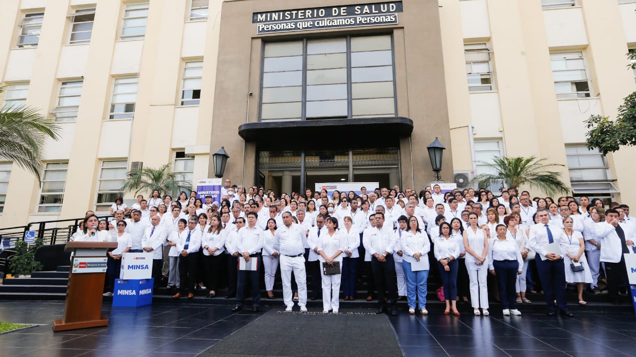 Minsa reafirma su compromiso de luchar contra de la violencia hacia mujeres, niñas, niños y adolescentes
