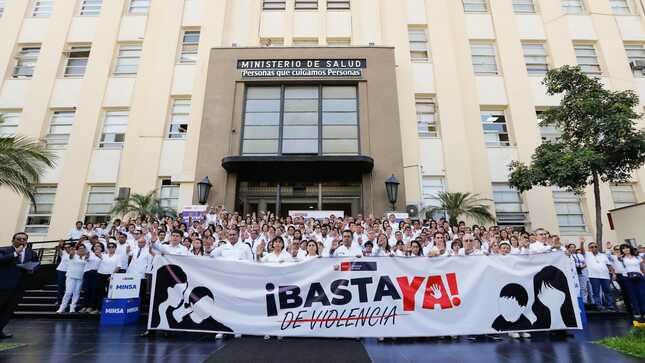 Viceministro de Seguridad Pública participó en pronunciamiento en rechazo a los actos de violencia contra la mujer y a favor de la campaña “Basta Ya”.