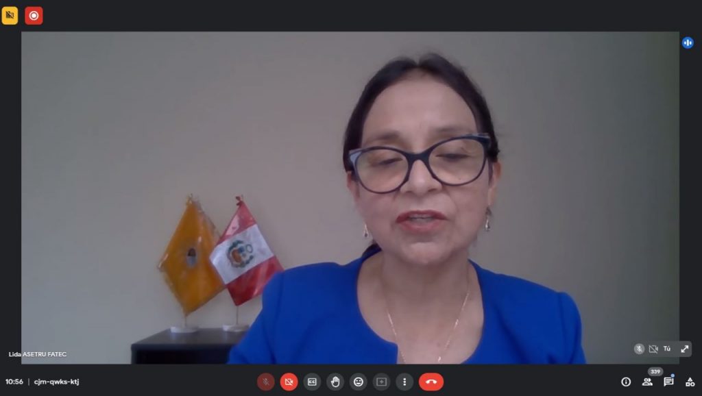 Dra. Lida Asencios Trujillo, rectora de la UNE.