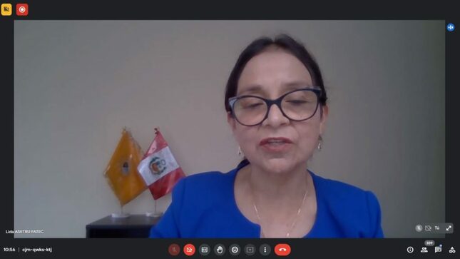 Dra. Lida Asencios Trujillo, rectora de la UNE.