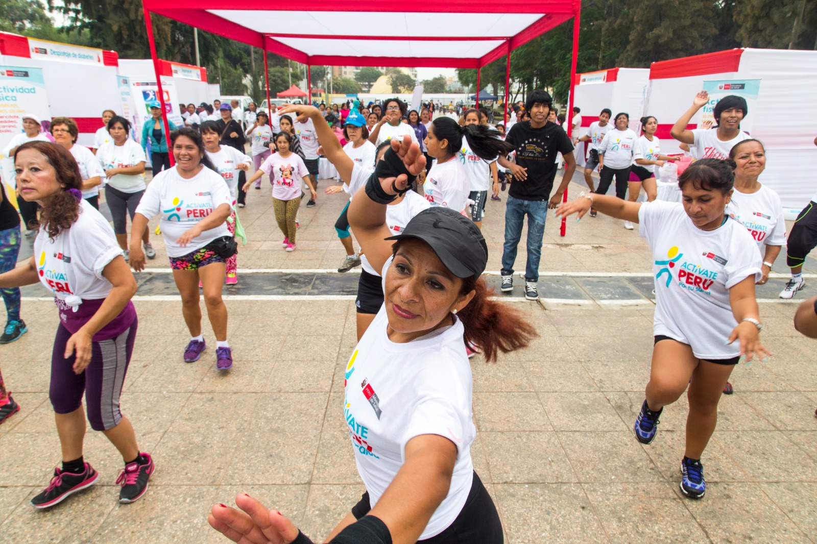 Minsa recomienda cómo prevenir el cáncer de colon