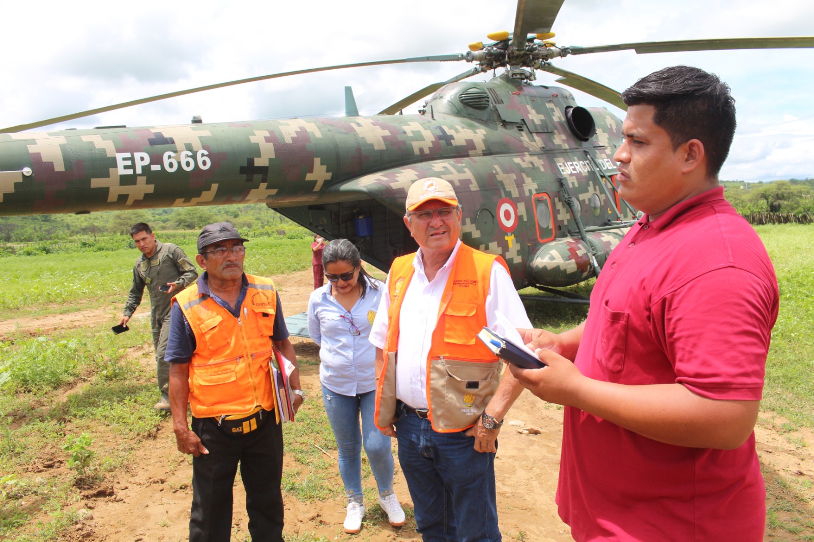 Tras un primer arribo al distrito de casitas se le pudo entregar ayuda humanitaria a la población