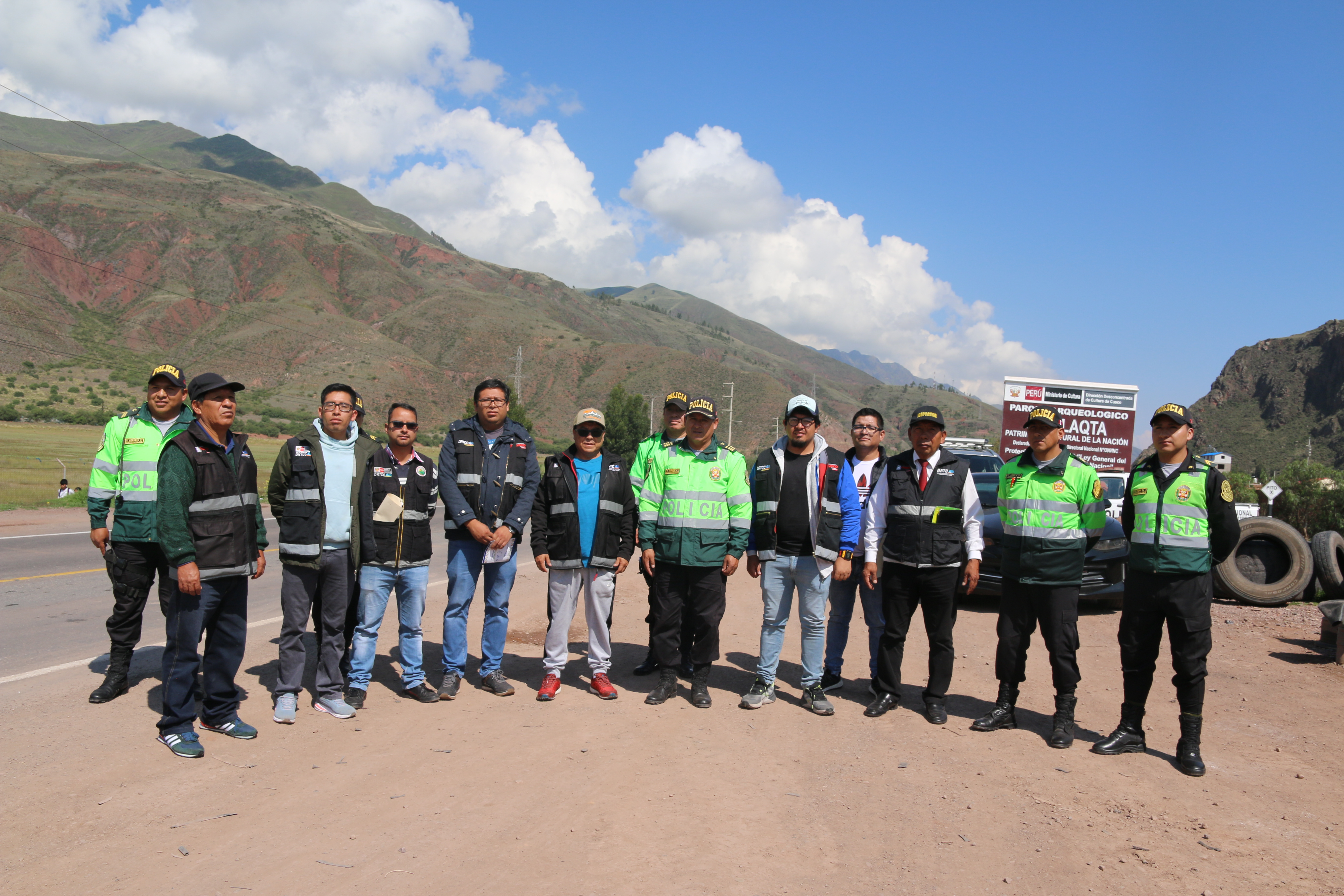 La labor de fiscalización contó con el apoyo de la Policía Nacional del Perú