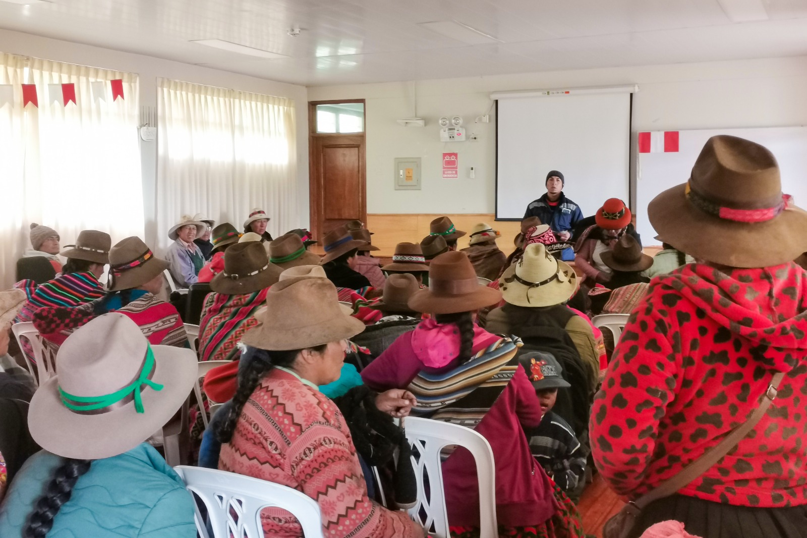 MTPE capacitará a 1,250 personas de zonas rurales en generación del autoempleo
