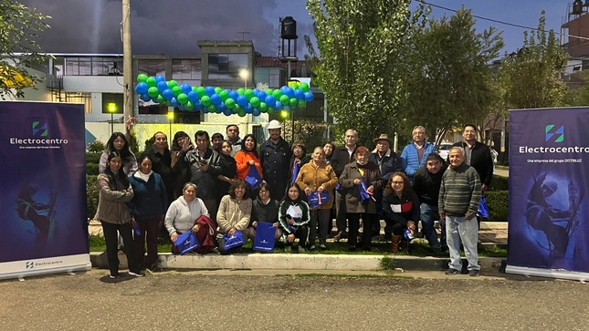 Empresa Electrocentro en trabajo coordinado con los vecinos instaló más de 400 luminarias de tecnología LED.