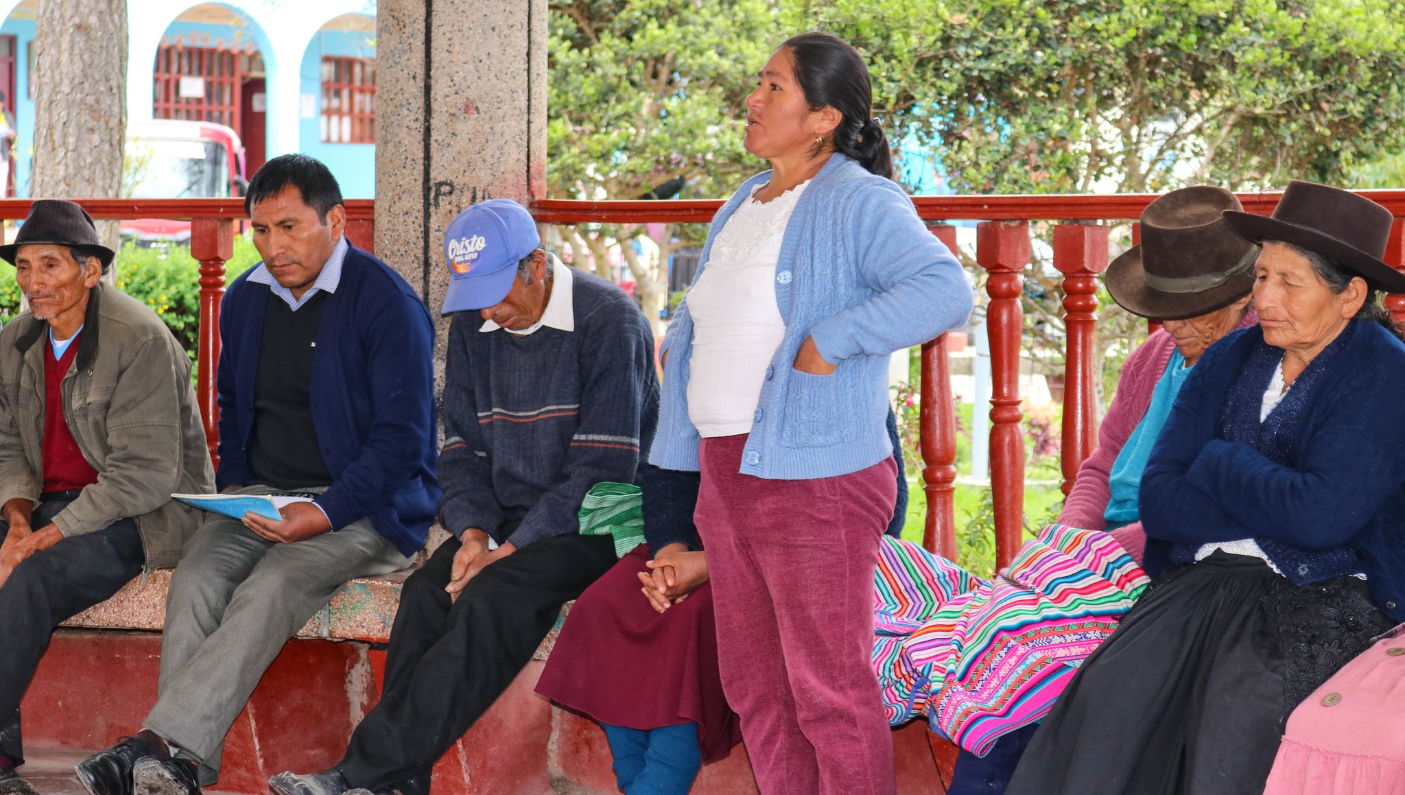 A fin de promover el mejoramiento genético del ganado bovino en nuestro distrito, la Municipalidad Distrital de Huamanguilla, a través de la Sub Gerencia de Desarrollo Económico y Gestión Ambiental llevó a cabo la reunión de coordinación para la intervención del proyecto vacuno- Huanta La Mar.