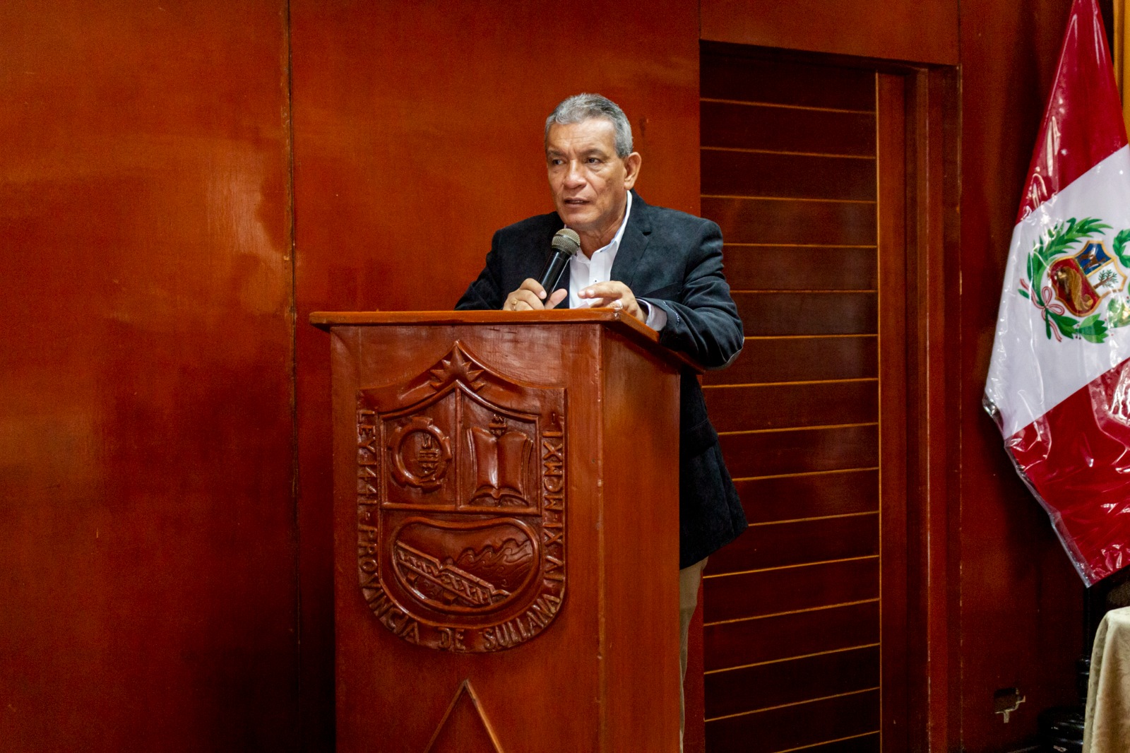 INSTALAN Y JURAMENTAN COMITÉ MULTISECTORIAL DE SALUD DE SULLANA