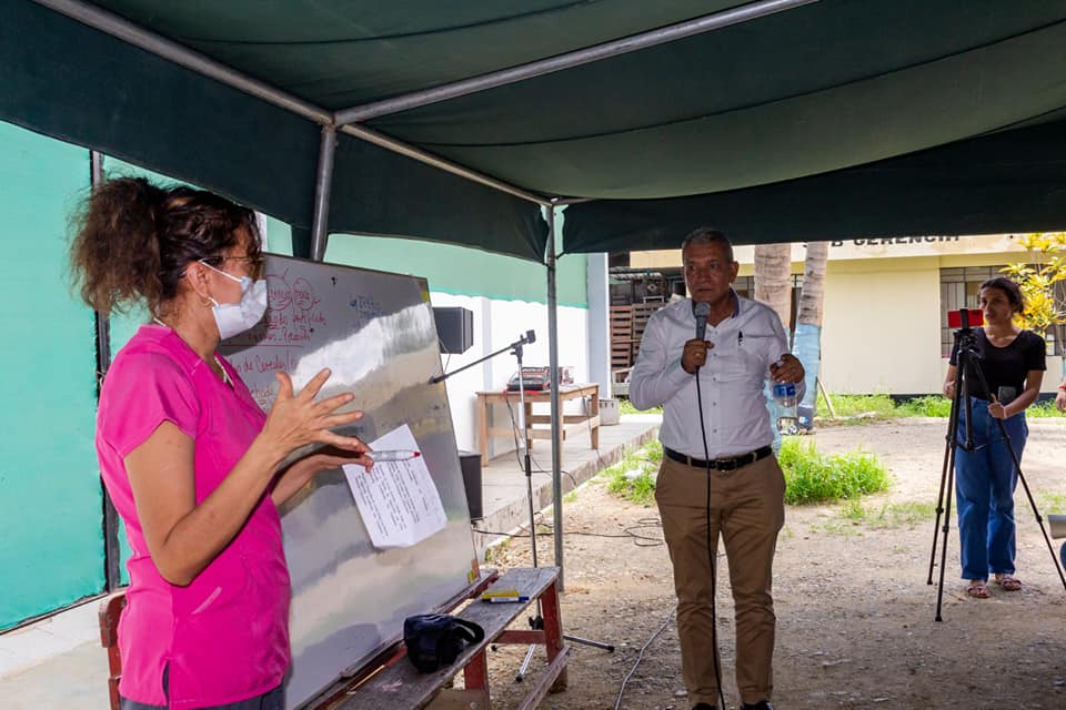ALCALDE MARLEM MOGOLLÓN PARTICIPA EN LA SELECCIÓN DE PRODUCTOS PARA PROGRAMA DEL VASO DE LECHE