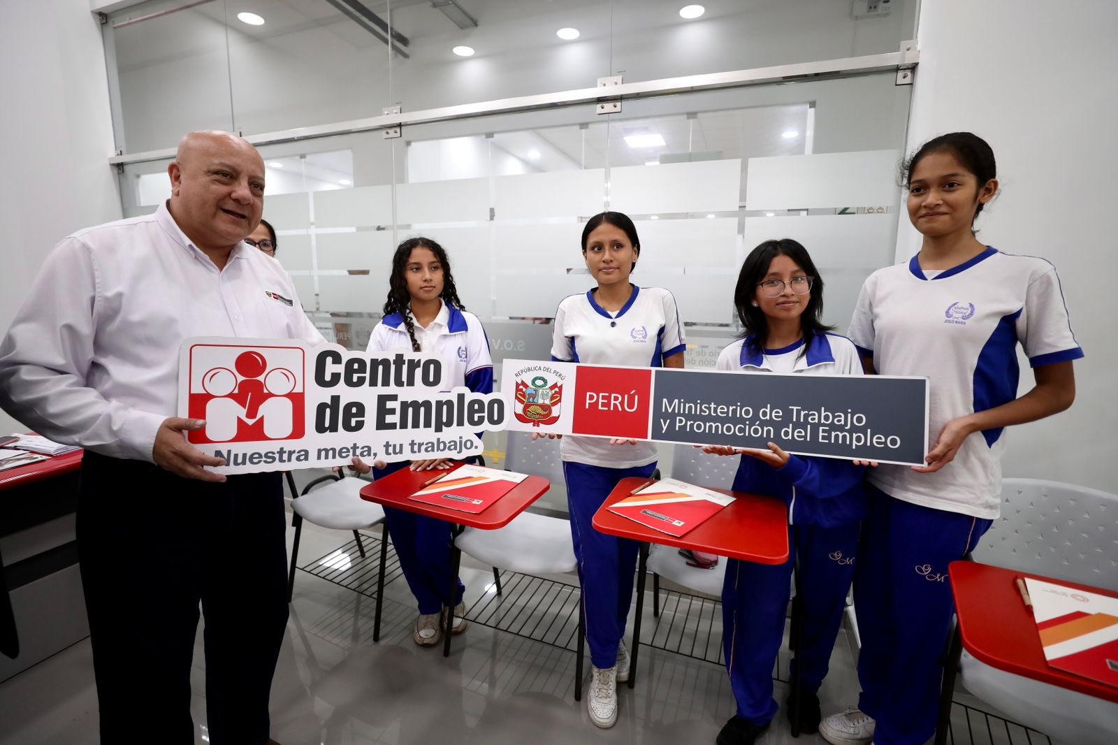 Renovado Centro de Empleo ofrece 12 servicios gratuitos para promover el empleo formal