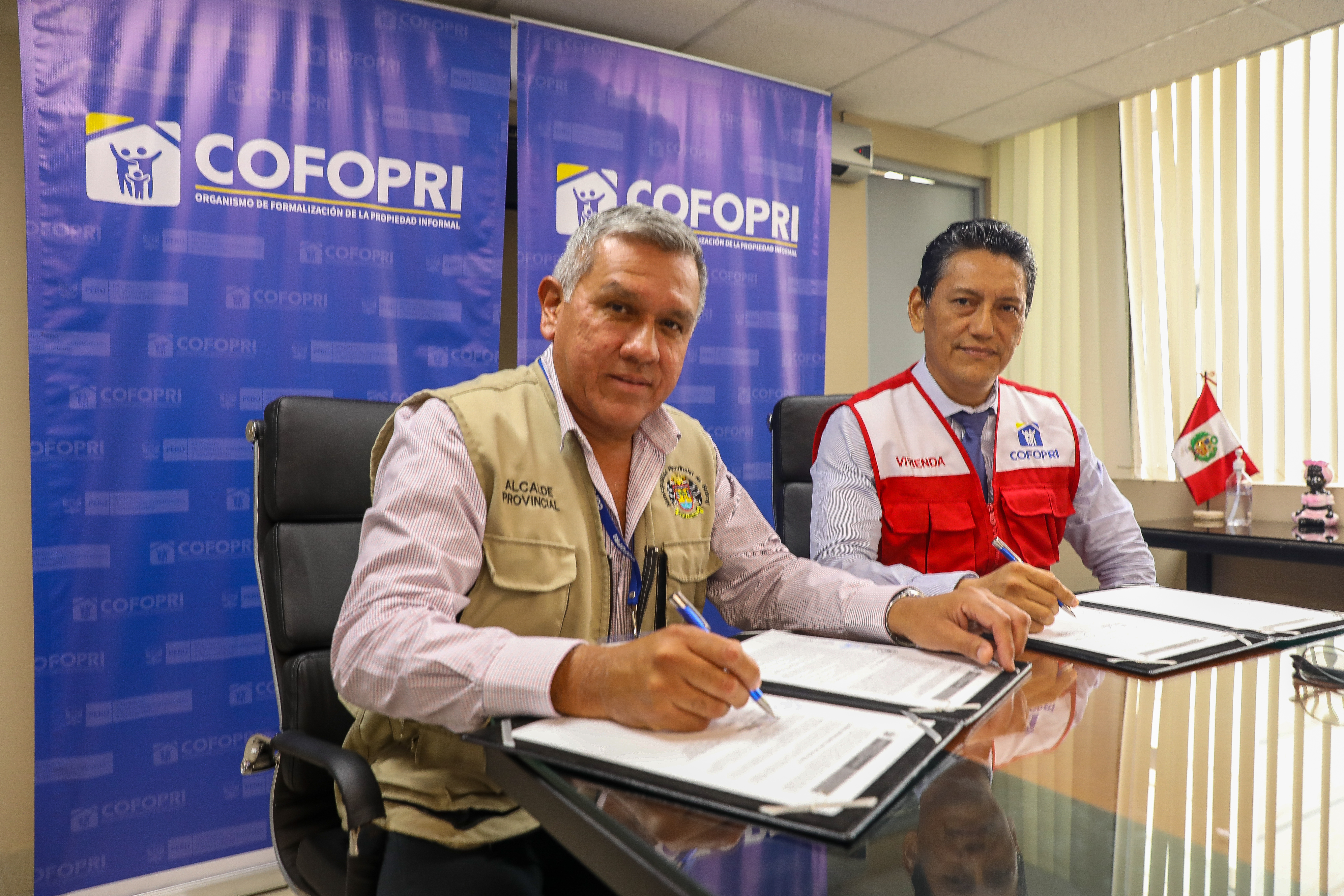 Foto Cofopri