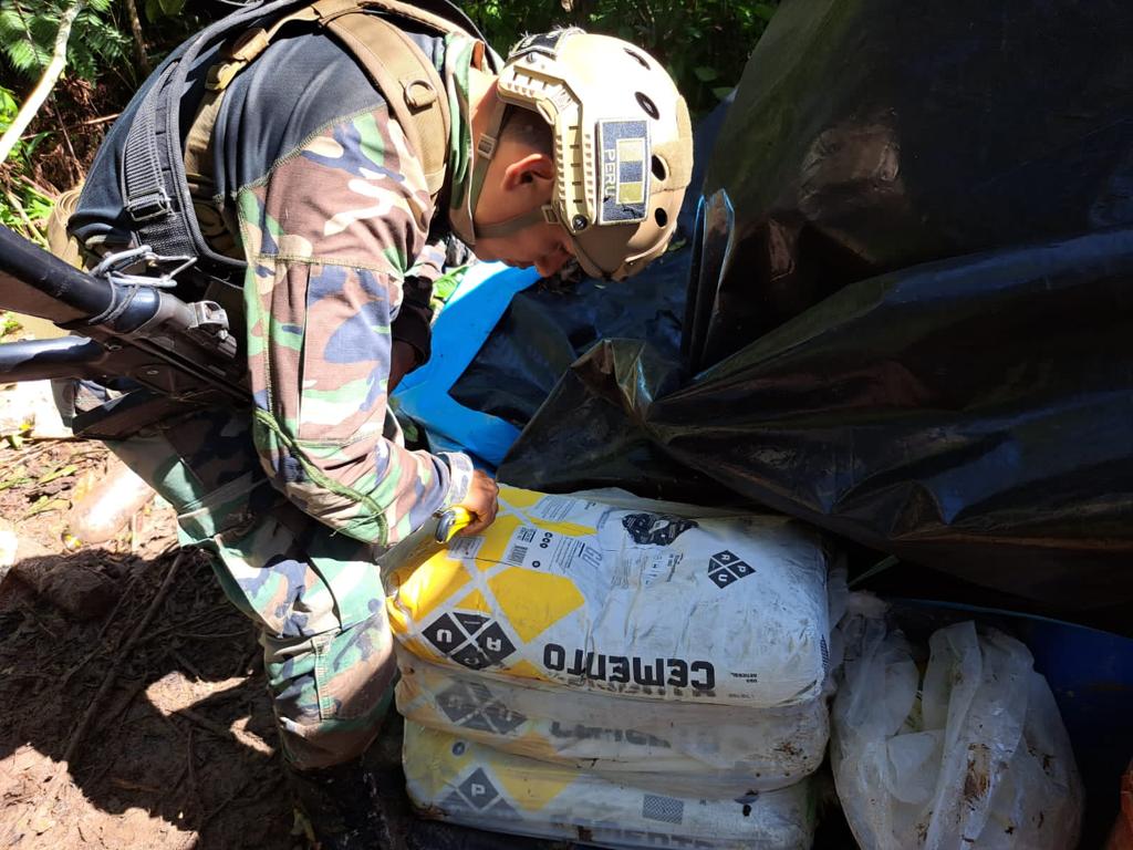 Incautan más de 60 kilos de sulfato de cocaína durante operativo de interdicción en Ucayali
