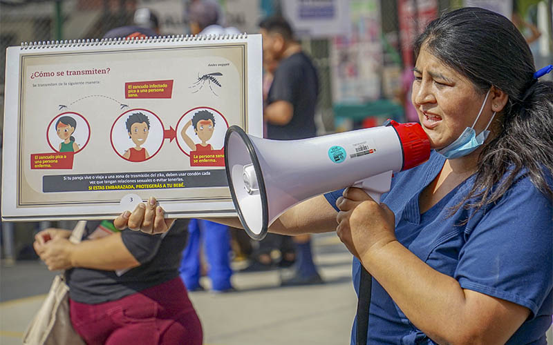 Foto 4 de 300 adultos mayores se benefician en campaña integral de salud en San Juan de Lurigancho