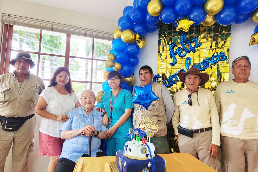 Emotivo Agasajo por su Cumpleaños