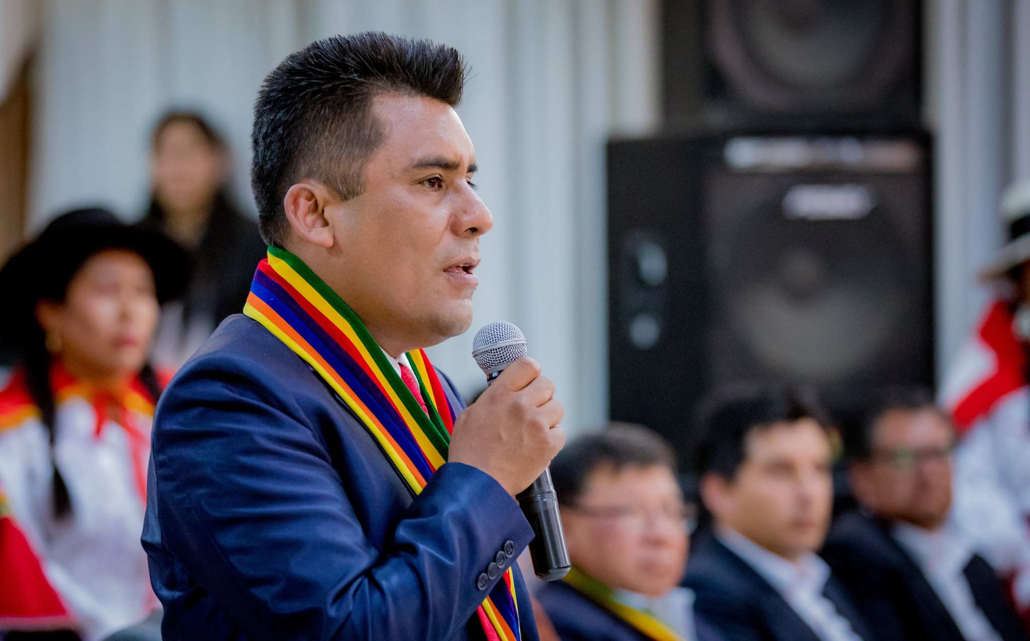 Presentación del afiche por el 150° Aniversario de Apurímac