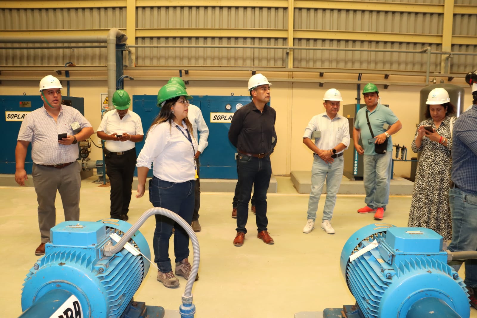 Consejeros y funcionarios regionales visitan planta desalinizadora de Arica