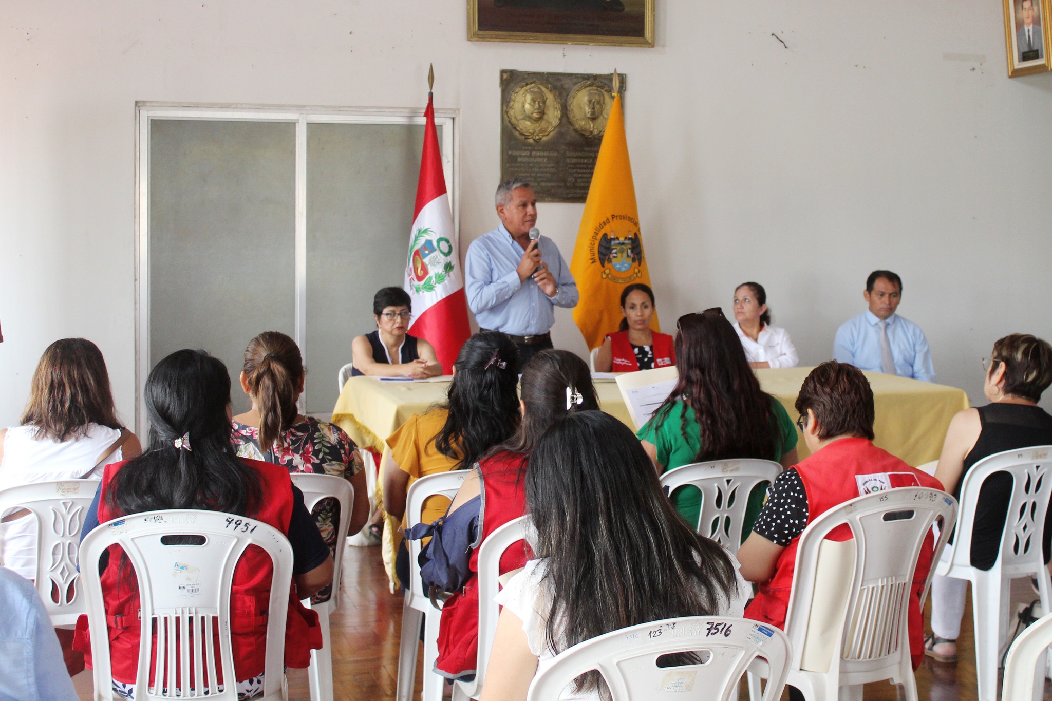 Alcalde Fernando Cárdenas juramentó como presidente del COMUDENA