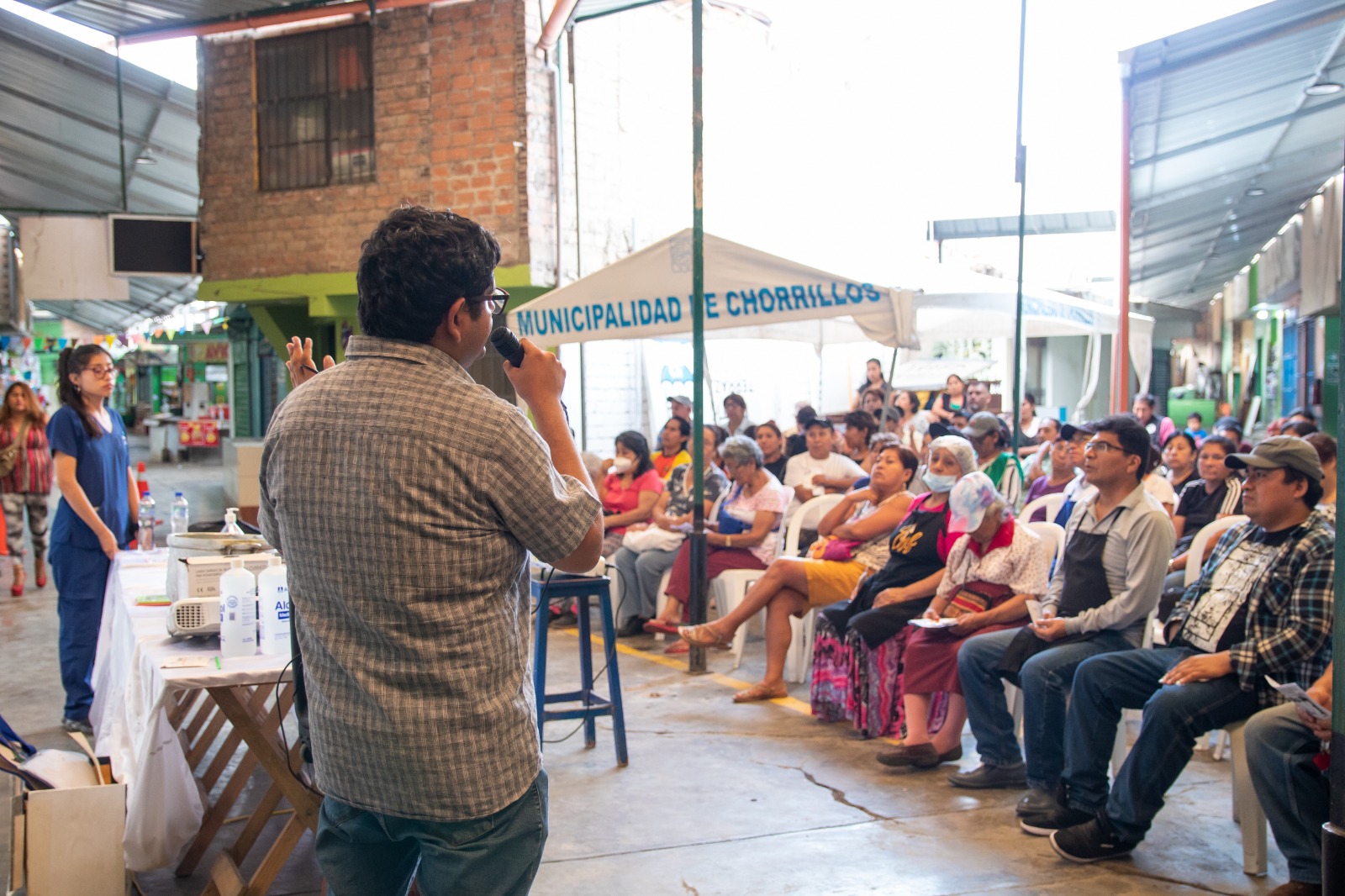 Participaron socios y comerciantes de los mercados San Martín y Gorriones