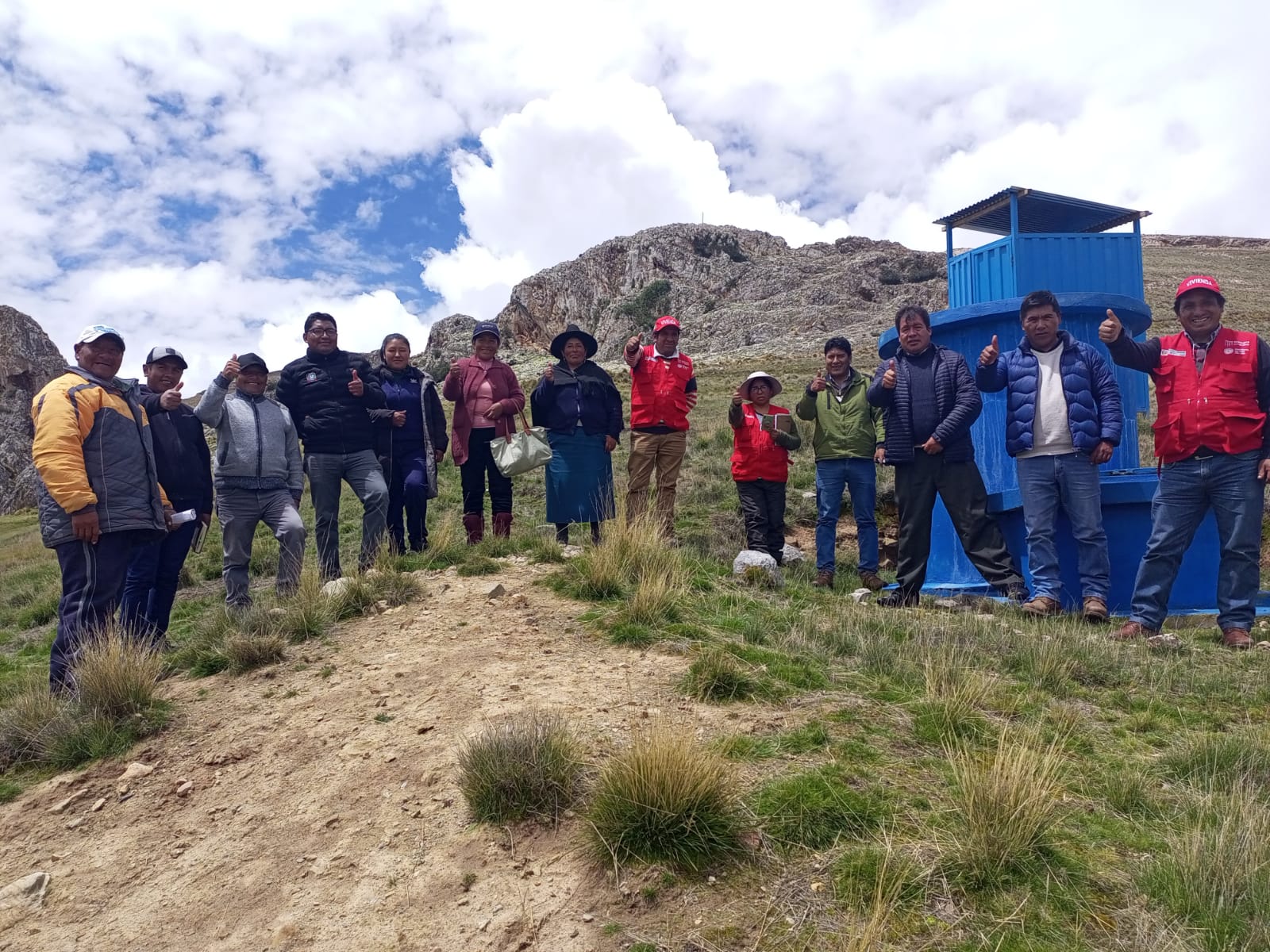 Puno: Entregan terreno donde se ejecutará proyecto de agua y saneamiento en Azángaro