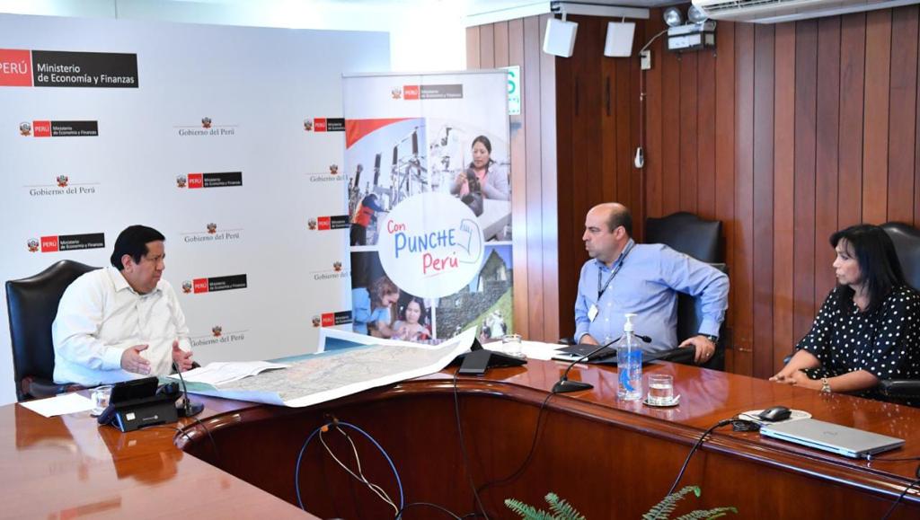 El alcalde Pedro Spadaro, continúa con su política de generar puentes. En esta oportunidad, tuvo una fructífera reunión con el ministro de economía y finanzas, Álex Contreras