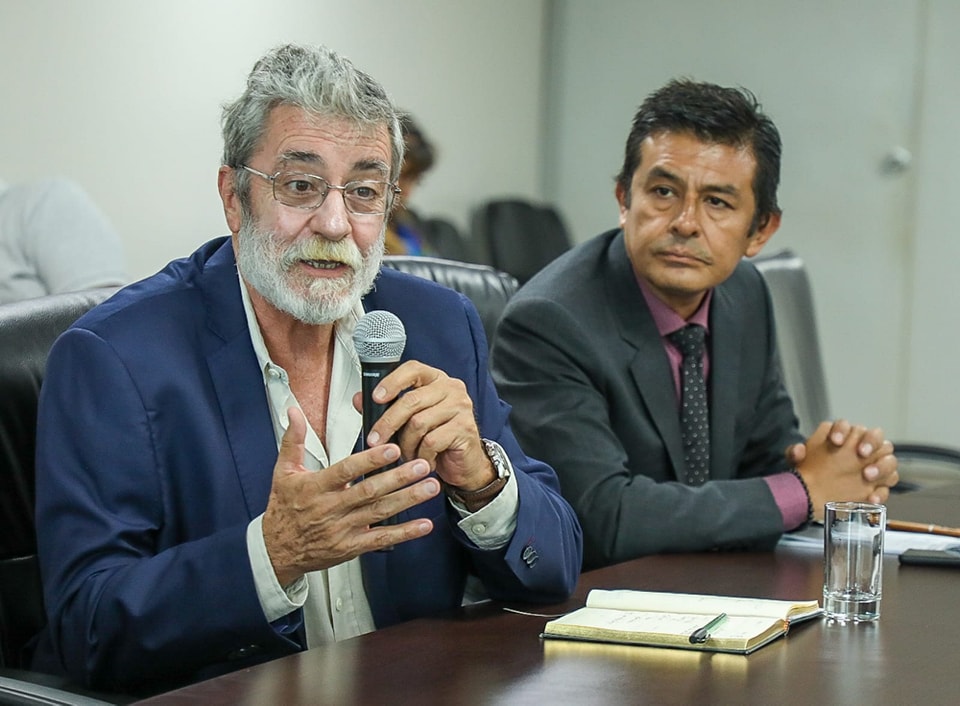 El alcalde Pedro Spadaro recibió a representantes del MTC, de los gremios empresariales, para buscar soluciones ante los problemas generados por el caos con el que operan los tráilers en el Callao.