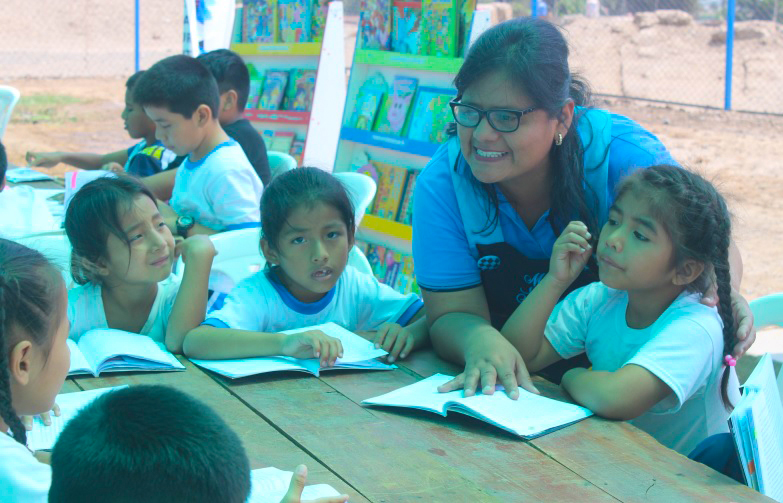 Comuna huaralina realizó primer festival descentralizado de lectura en el C.P. Ángel Makatón