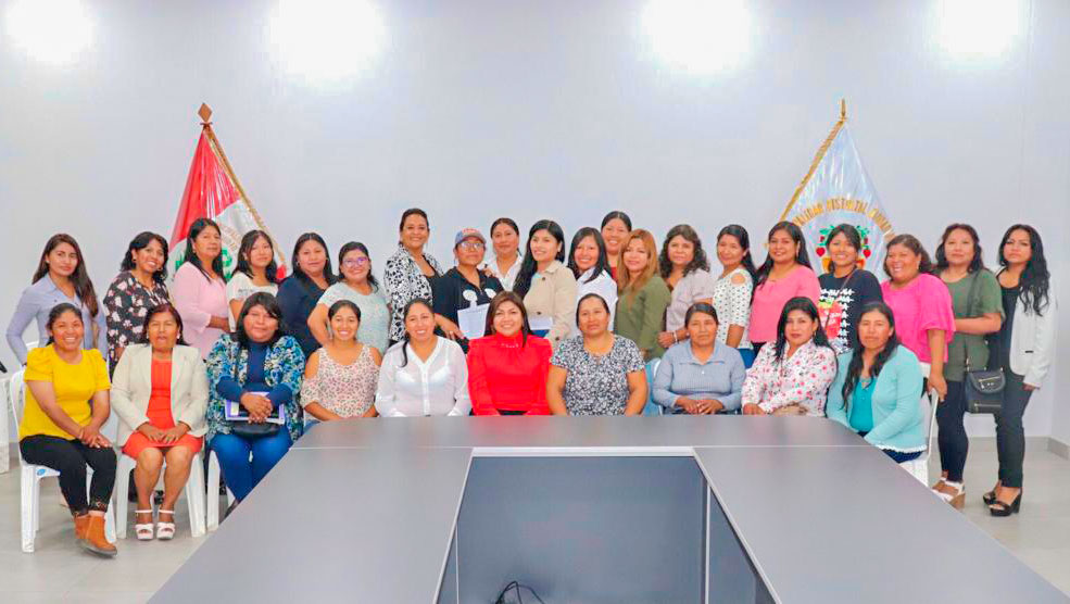 Conforman junta directiva de la Red de Mujeres Autoridades de Tacna