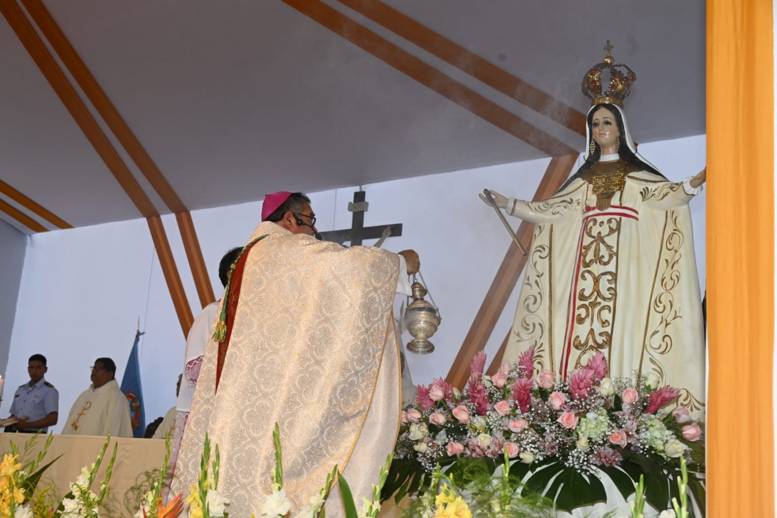 Con Dios y la Patria, el Ejército del Perú participó con fe y devoción en la Misa Crismal por Semana Santa