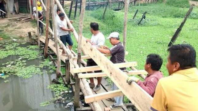 Apoyando en las inundaciones 