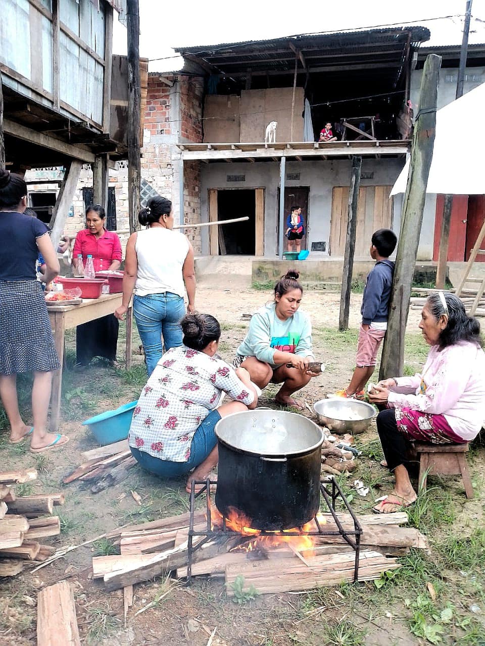 Apoyando en las inundaciones 