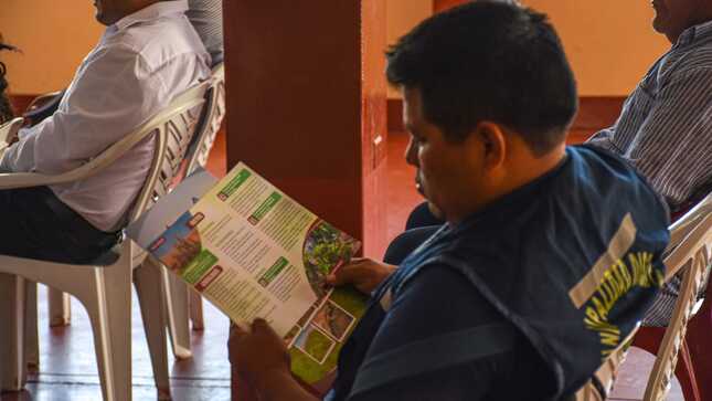 En Pachía capacitan para mejorar la gestión ambiental en los ecosistemas de Tillandsiales