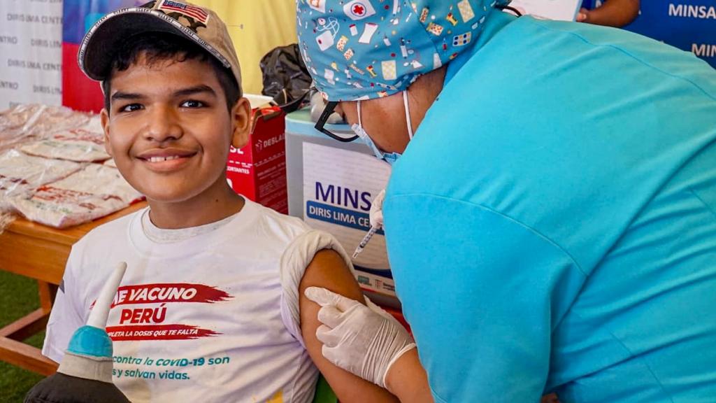 Minsa lanza campaña de vacunación para todas las familias