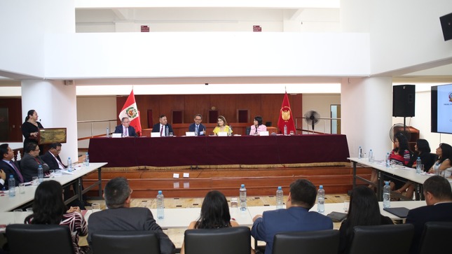 Diálogo sobre el “Razonamiento probatorio” organizan el Centro de Estudios Constitucionales del TC y CEDPE