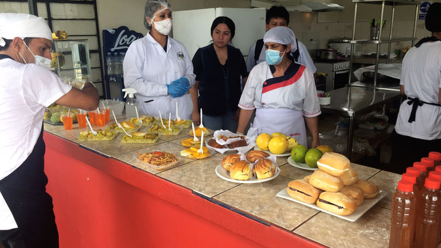 Se realiza el primer lanzamiento de “Kiosko Saludable” en el colegio Saco Oliveros de Huaral 