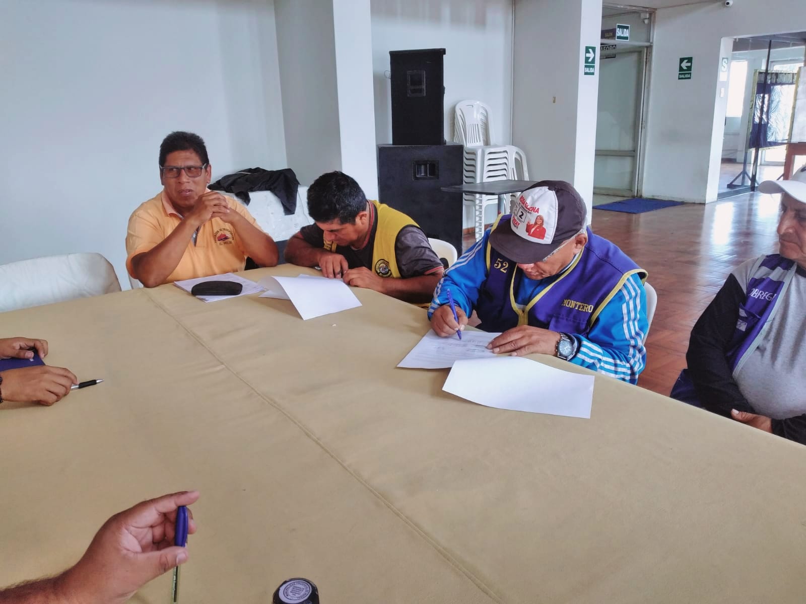 Municipalidadde Huaral y federación de transportistas de vehículos firman acuerdos y compromisos para una buena gestión del transporte
