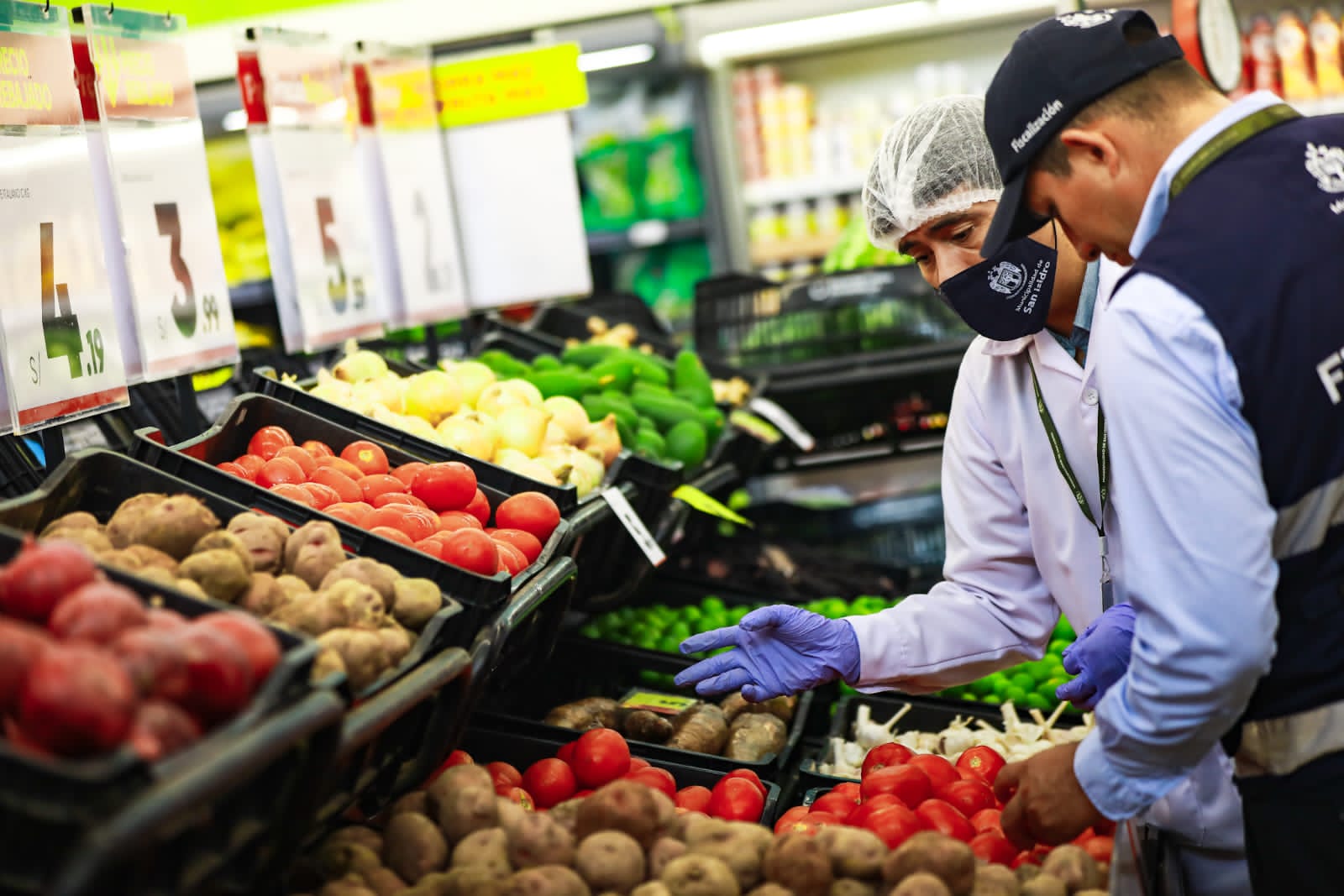 Reforzamos el control sanitario en supermercados ante alerta de productos con altas cantidades de pesticidas