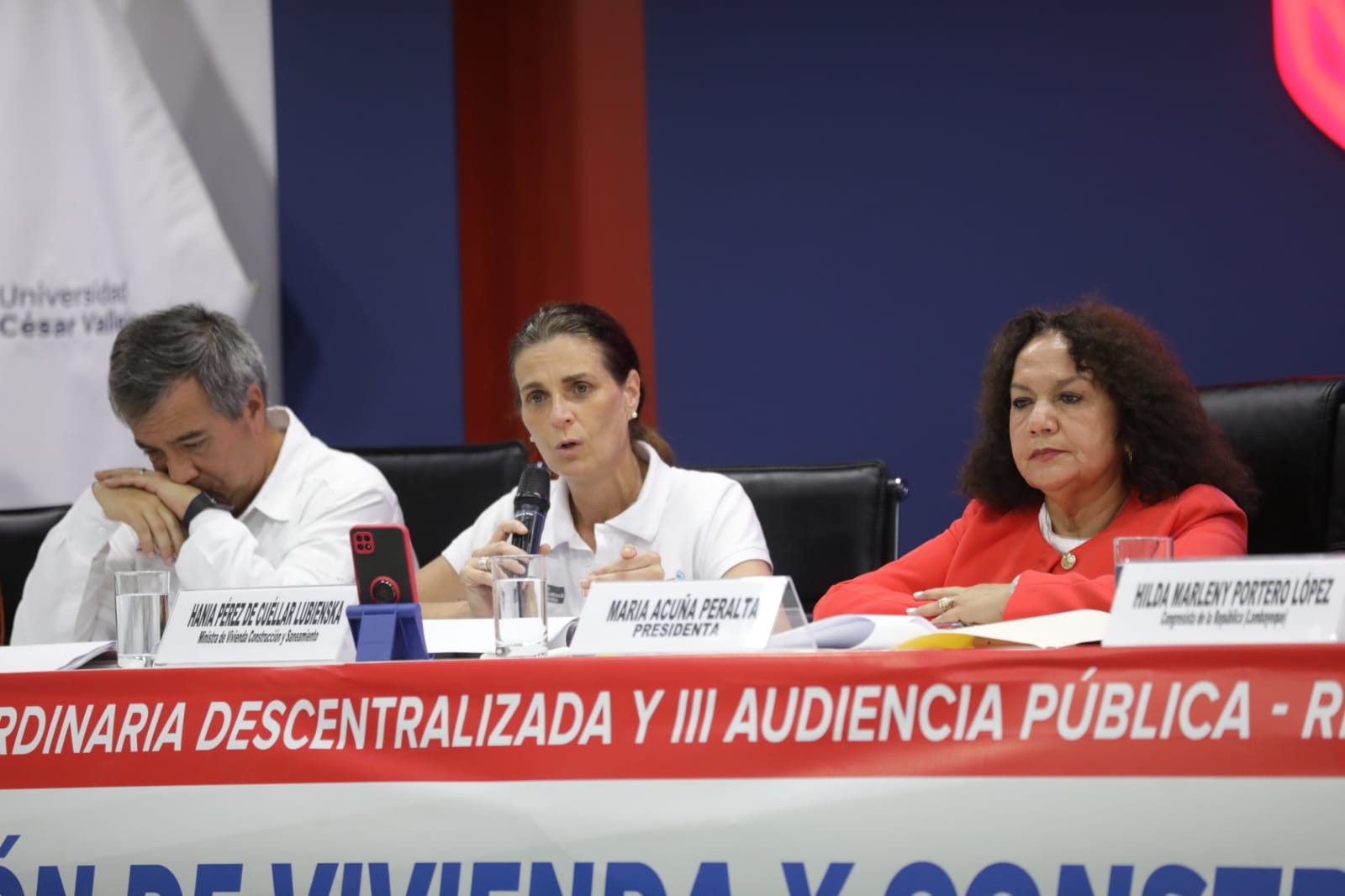 Ministros de Vivienda y Produce informaron sobre acciones desplegadas para atender la emergencia en Lambayeque en sesión descentralizada de la Comisión de Vivienda y Construcción del Congreso. 