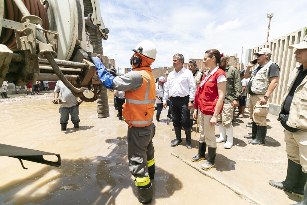 Lambayeque: Poder Ejecutivo trasladó más de 280 toneladas de ayuda humanitaria y 119 maquinarias para atender emergencia
