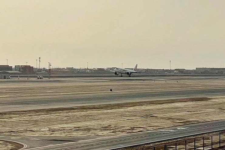 Nueva torre de control y segunda pista del aeropuerto Jorge Chávez se utilizan de 4 a 6 de la tarde