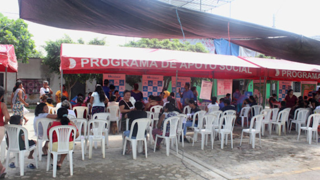Cientos de pobladores participan de campaña médica en A.H. Ñacara (Chulucanas)