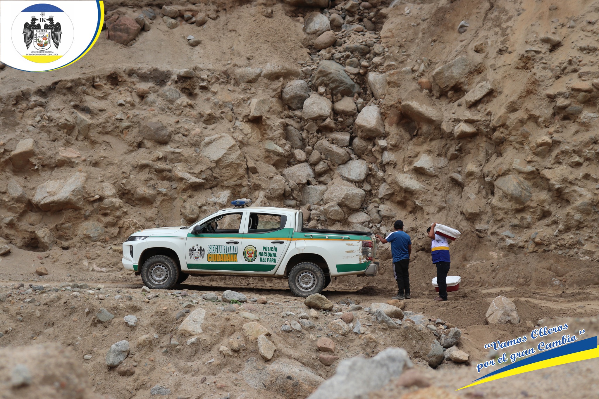 supervisando la zona de Chamaure por caída de los huaycos