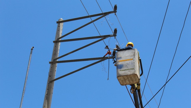 Electrocentro y PNP despliegan campaña contra el hurto de energía para evitar accidentes eléctricos