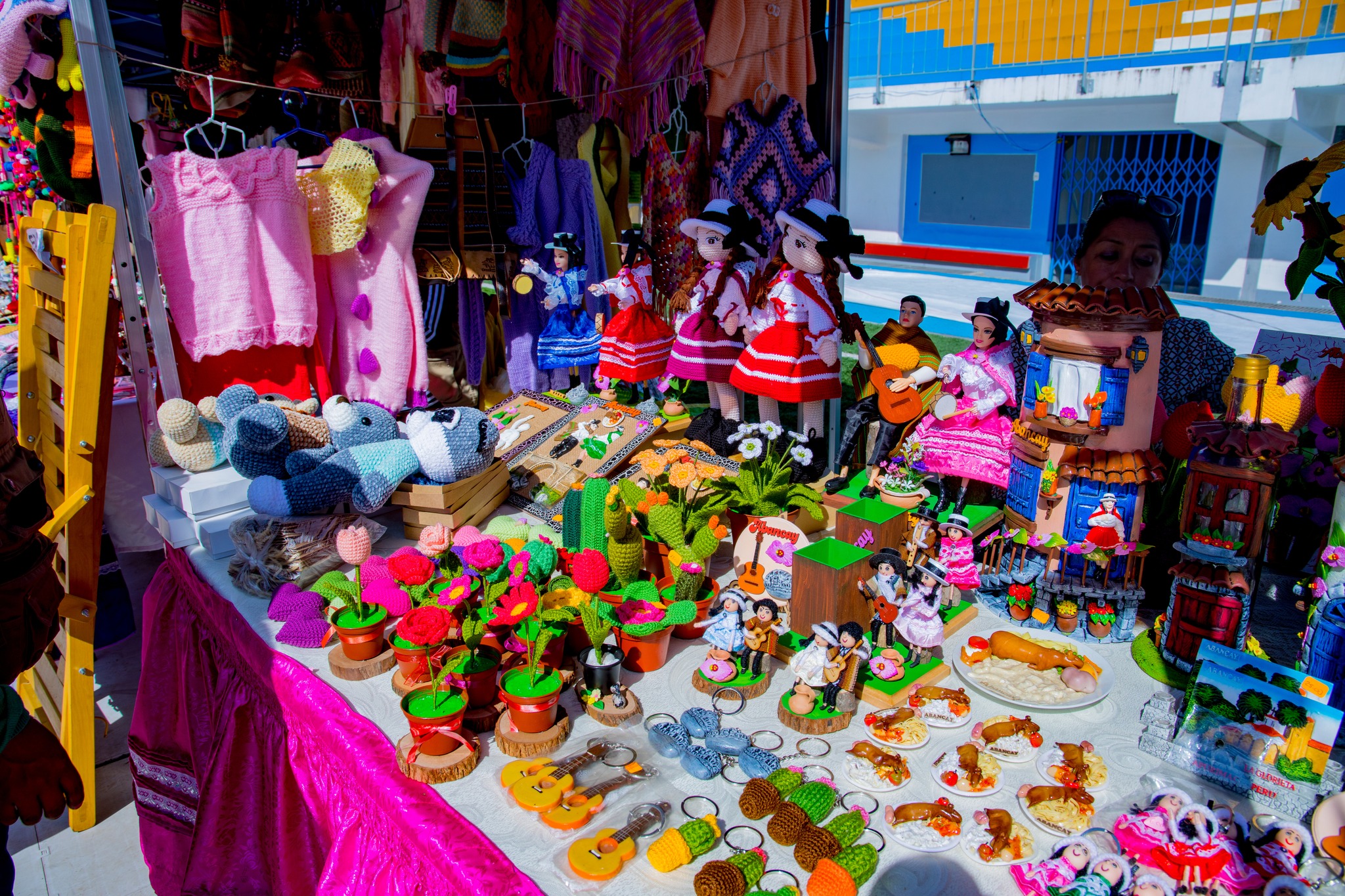 Artesanía apurimeña presente en expo feria 2023