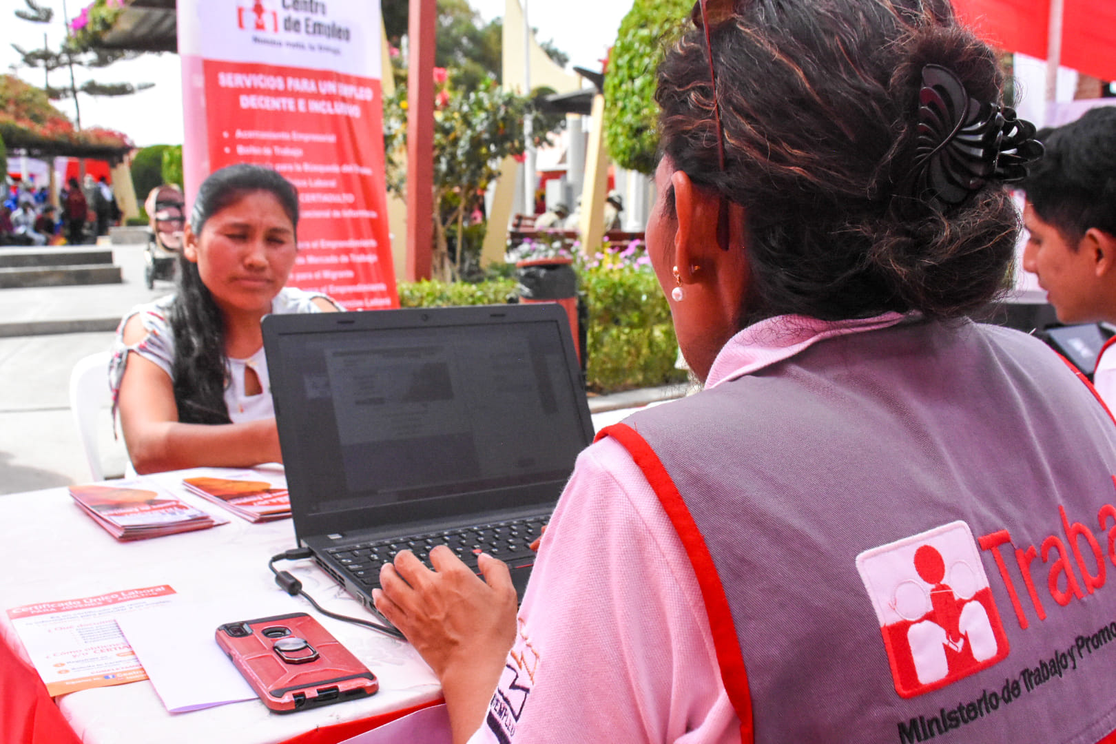 Trabajo programa feria laboral en Candarave
