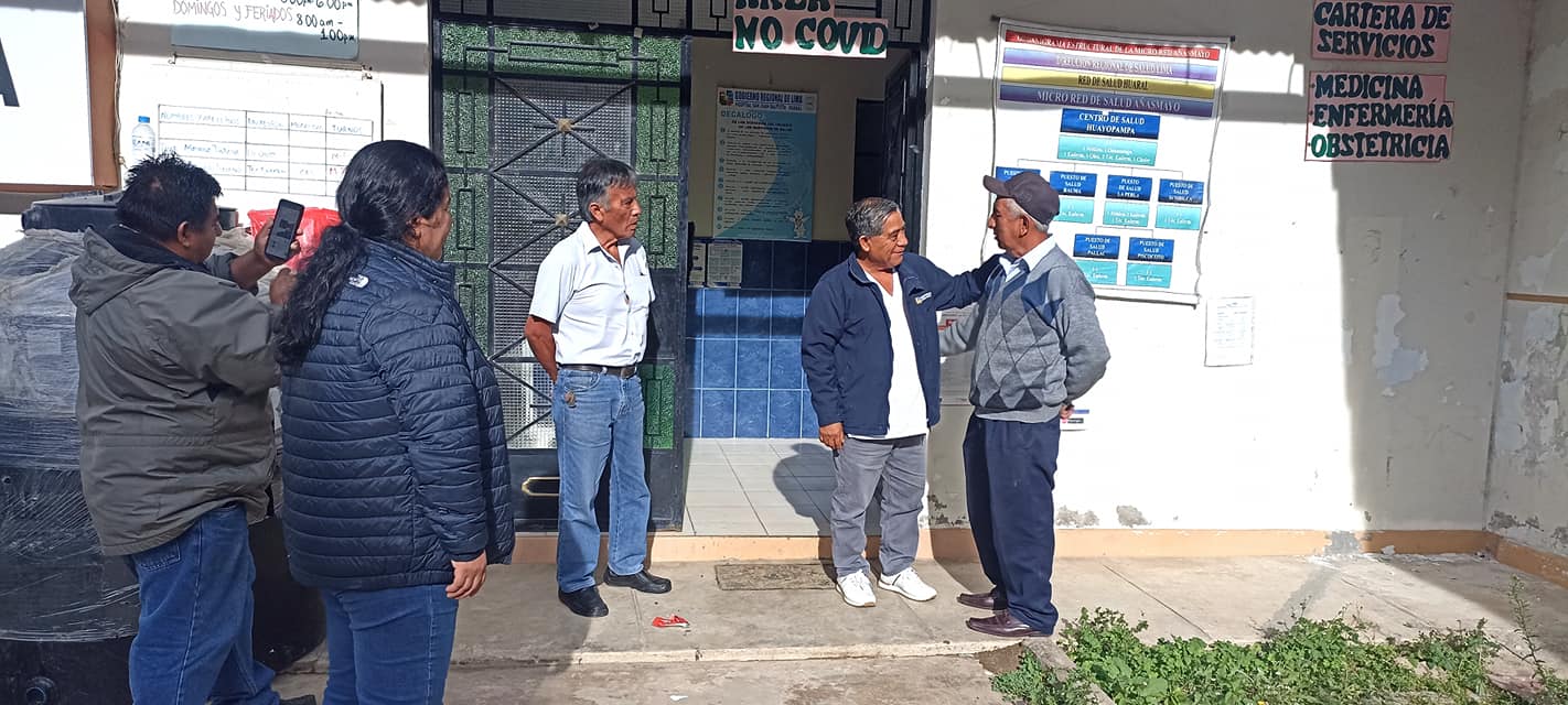 Inspeccionando el Establecimiento de Salud
