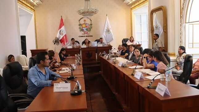 Se abrueba ordenanza regional que promueve la lengua de señas peruanas