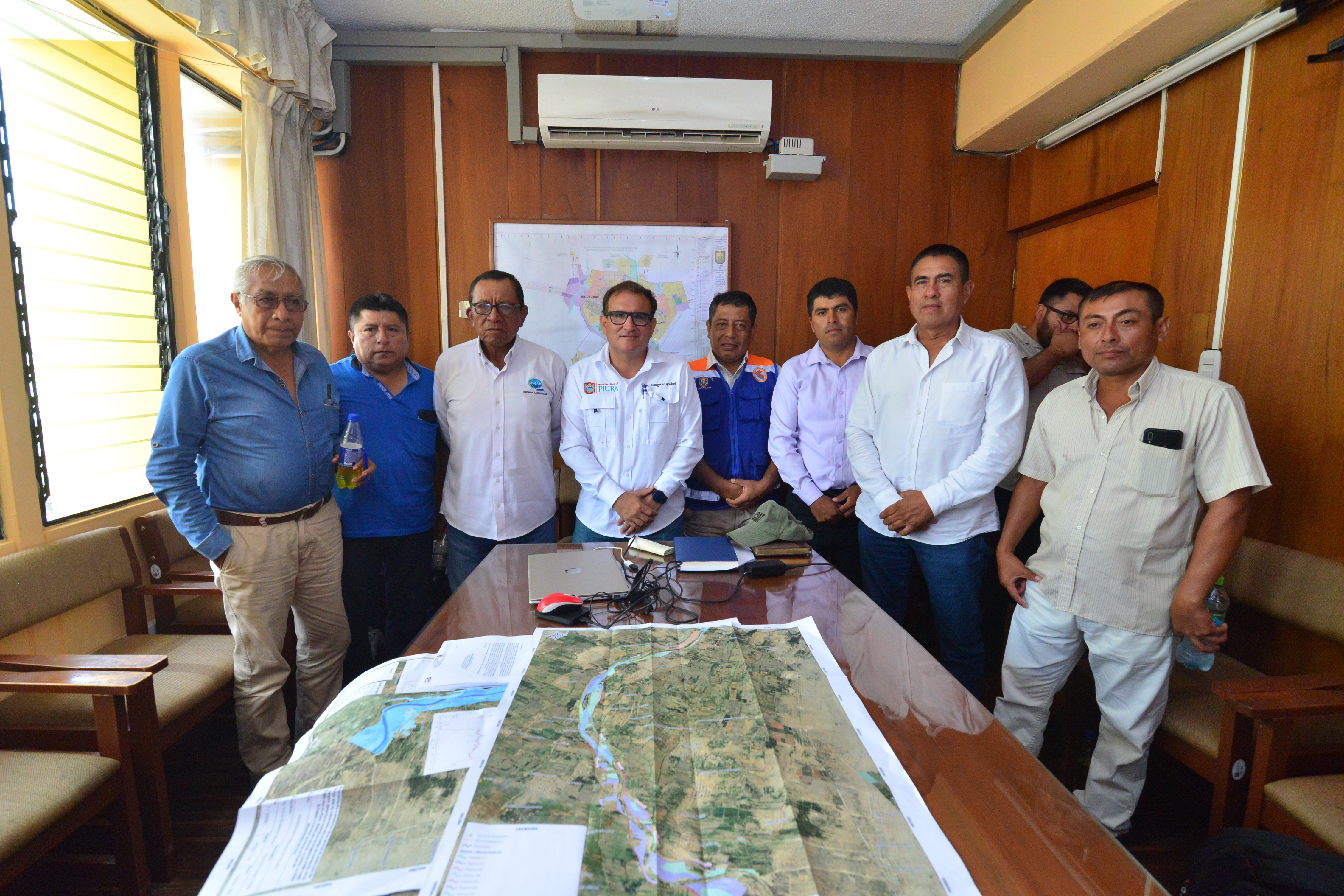 Las autoridades brindaron sus opiniones y aportes al equipo técnico de la Municipalidad