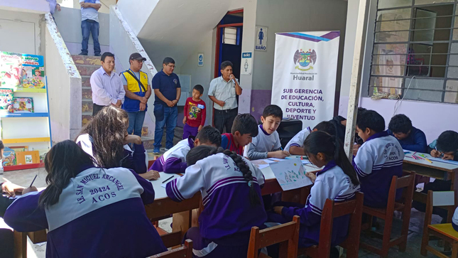 Escolares de Acos participaron con gran entusiasmo del Tercer Festival de Lectura