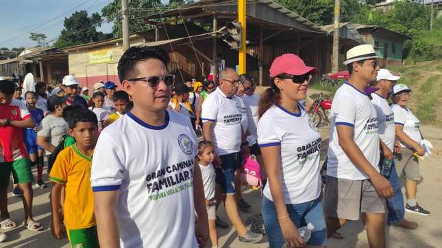 El Director Ejecutivo de Salud Participa de la Caminata Familiar 3K